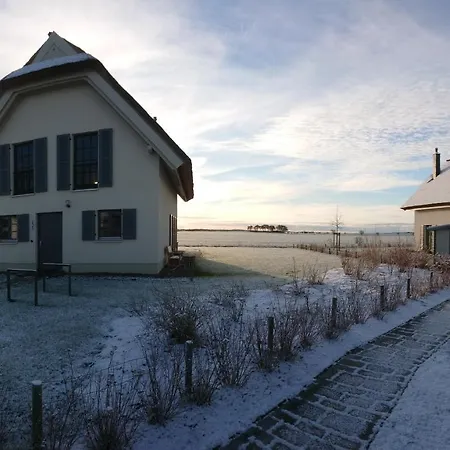 Reetdachhaeuser Am Bakenberg Dranske Buitenkant foto